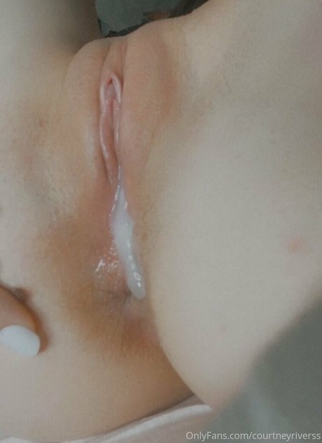 courtneyriverss onlyfans ass