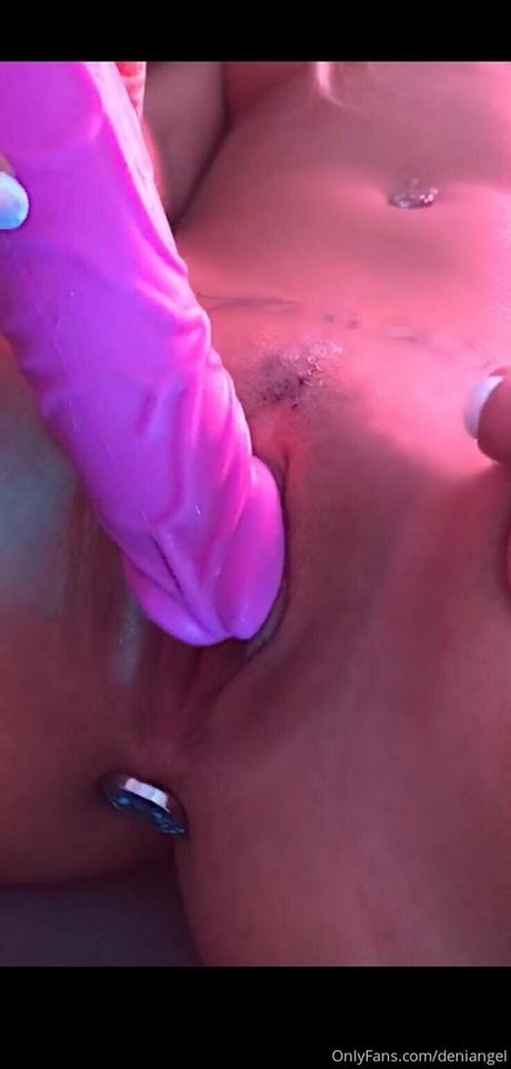 deniangel onlyfans model images