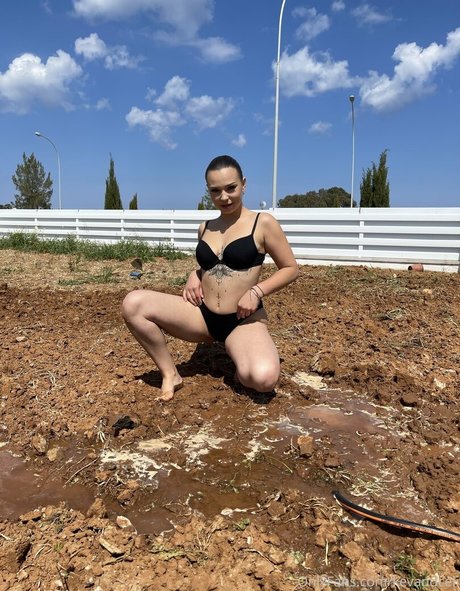 kevandceli onlyfans pic