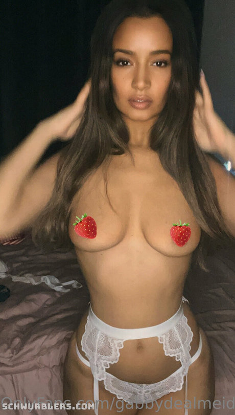 Gabby Dealmeida onlyfans content type