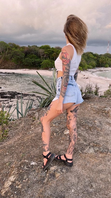 Real Red Fox onlyfans leaka