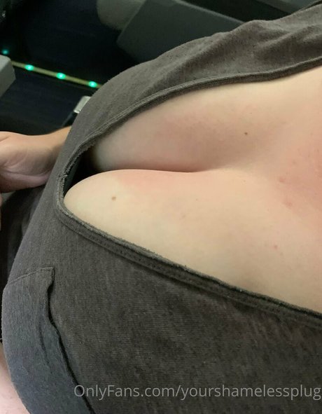 YourShamelessPlug onlyfans leaj