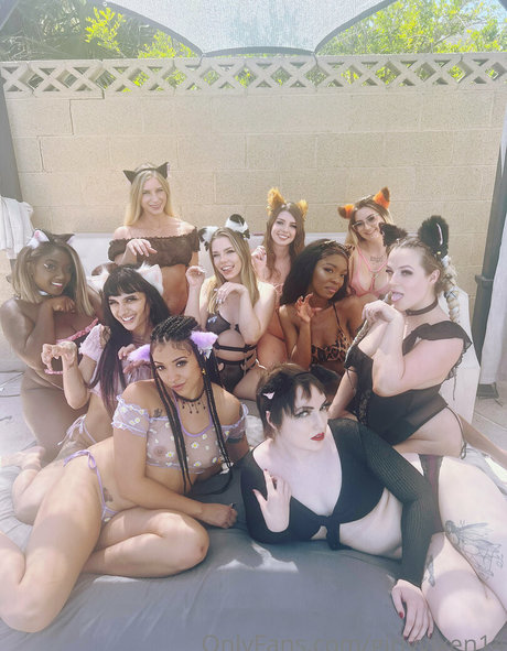 girlyvixxxen onlyfans leaks