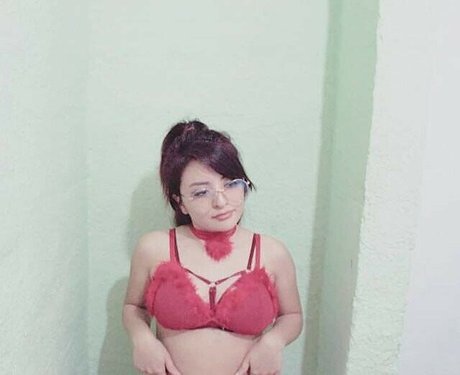 Estefancz tits onlyfans