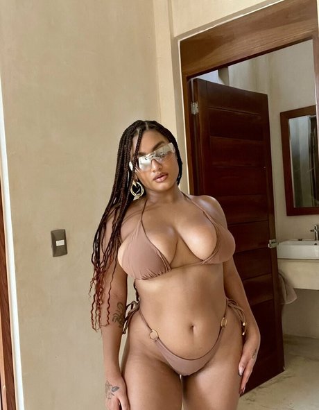 Curlygardens boobs onlyfans