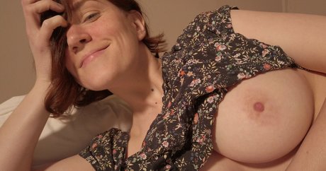 Claire Moulin onlyfans sex tape