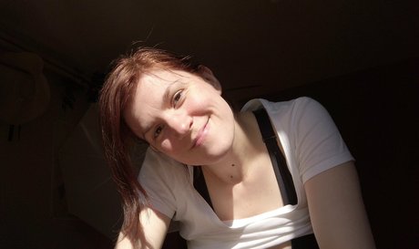 Claire Moulin onlyfans star