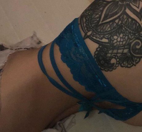 Ayallakarina onlyfans leajs