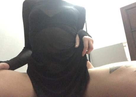 Ayallakarina leaked onlyfans photos