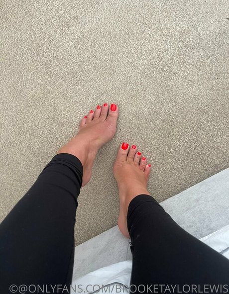 Brooketaylorlewis only fans nudes