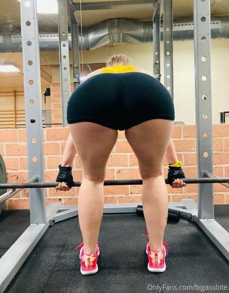 bigassbite only fans leaks