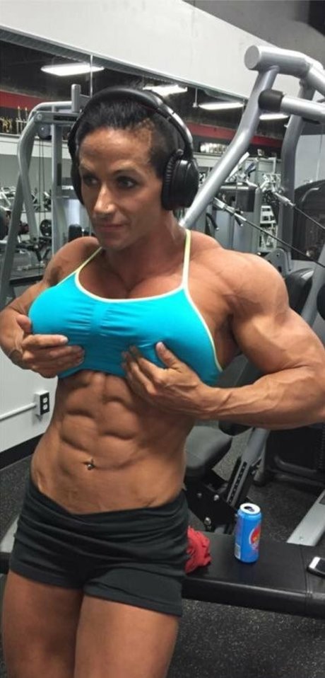 Theresa Ivancik onlyfans leaka