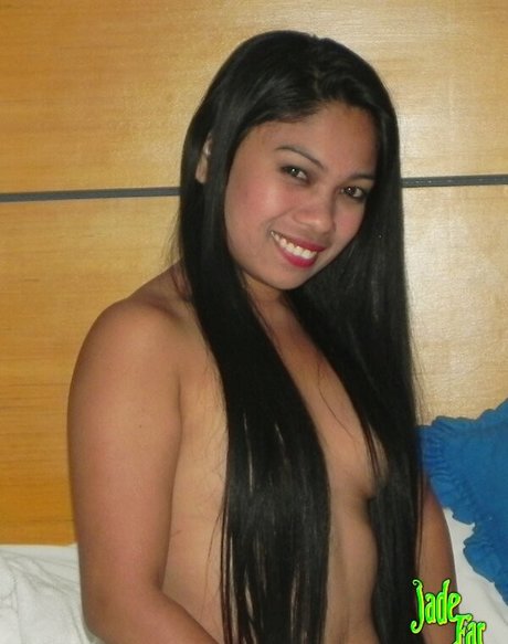 Jade Far nude only fans