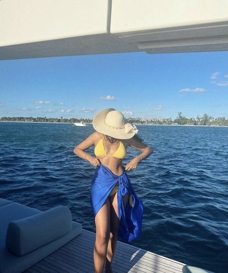 Shreya Arun leaked onlyfans sextape