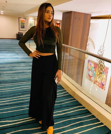 Desi NRI onlyfans nude leak