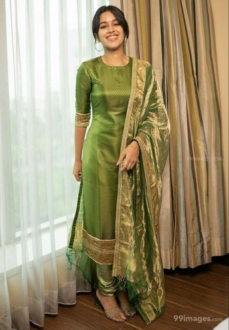 Mirnalini Ravi onlyfans topless