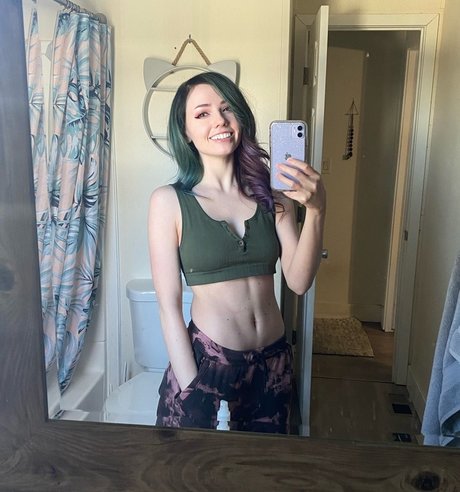 Charleemanderz onlyfans leaked