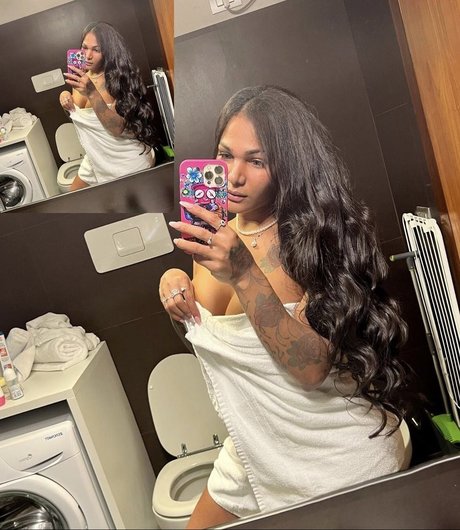 Krissttal Ruizz onlyfans boobs