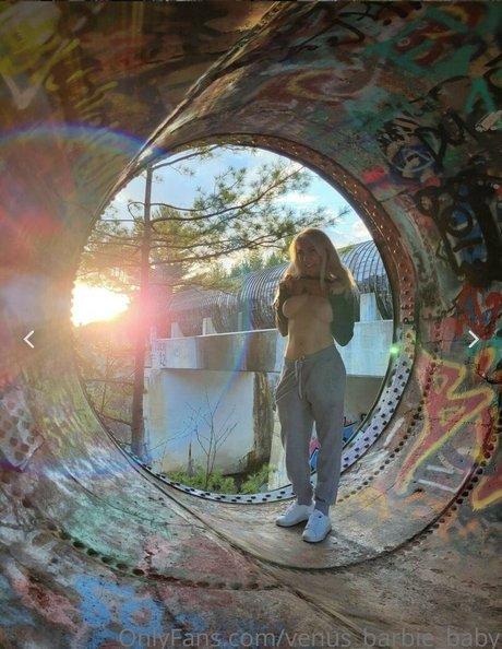 Venus Barbie only fans.