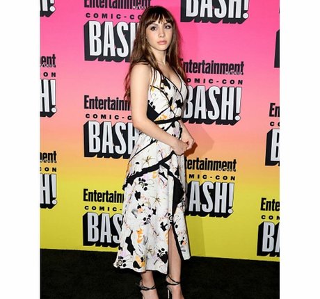 Hannah Marks onlyfans photos