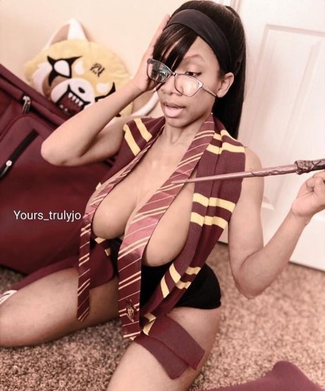 Yours trulyjo only fans pic