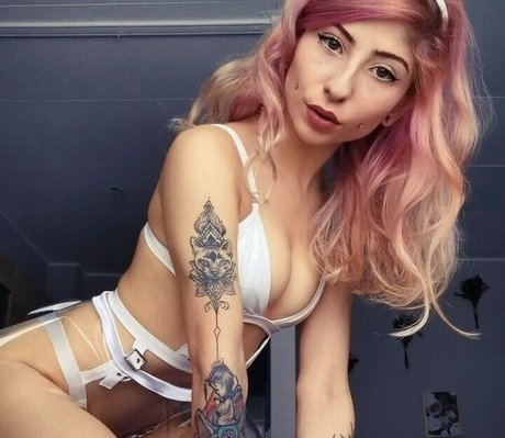 ciiraiya zarela nude onlyfans