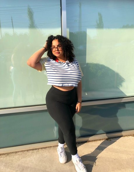 Deanelizyunes leaks only fans