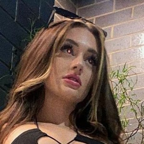 maeisbaee onlyfans pictures