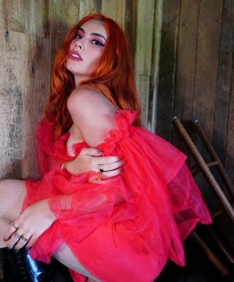 Alicia Atout onlyfans pic