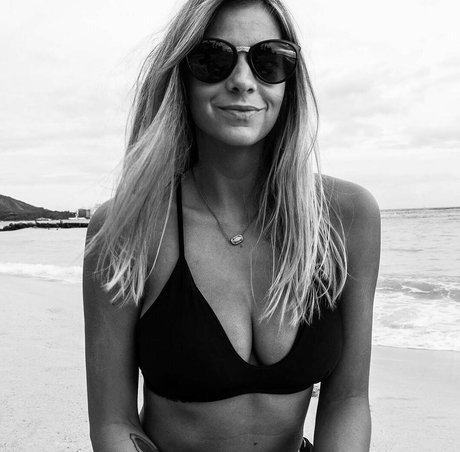 Riss Mariss naked onlyfans leaks