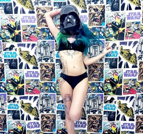 sophya sg nude only fans