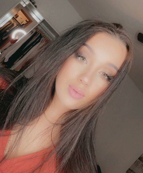 Shelby Dias onlyfans sex leaks