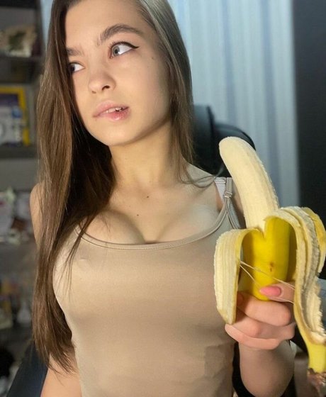 Lerabuns Valeriia onlyfans leaks