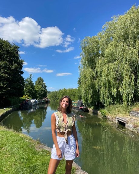 Andja Lorein on onlyfans