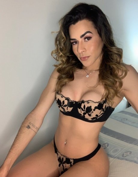 Gabi Lins onlyfans sex leaks