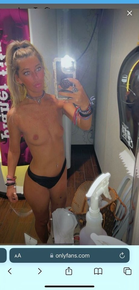 Ally Lyons onlyfans hot