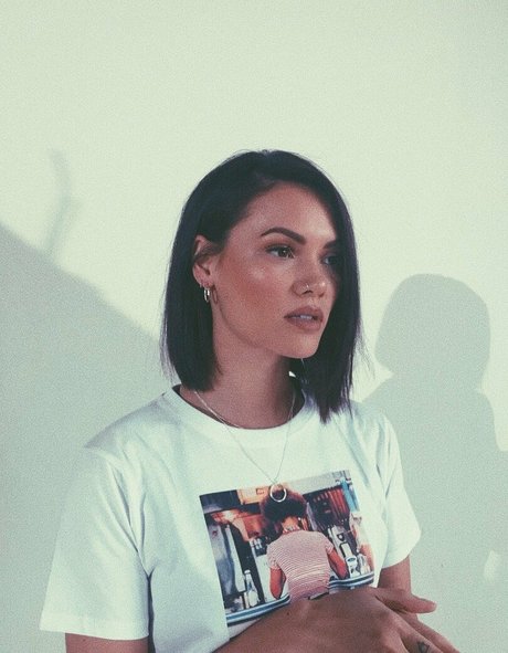 Sinead Harnett nude onlyfans pics