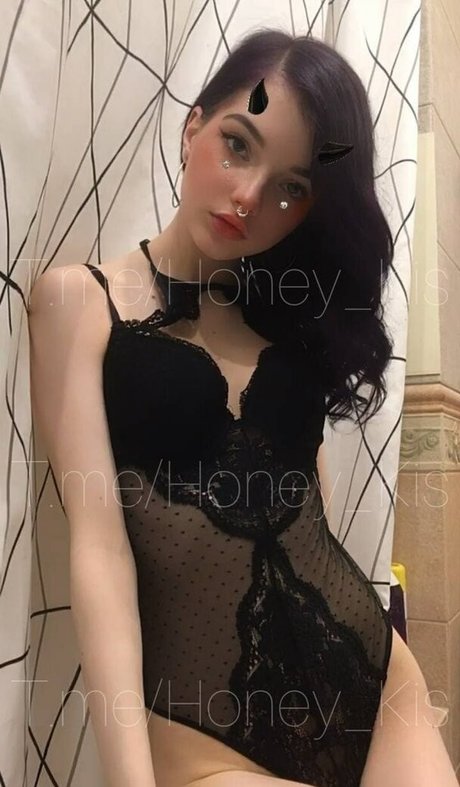 Honey kis nude onlyfans leaks
