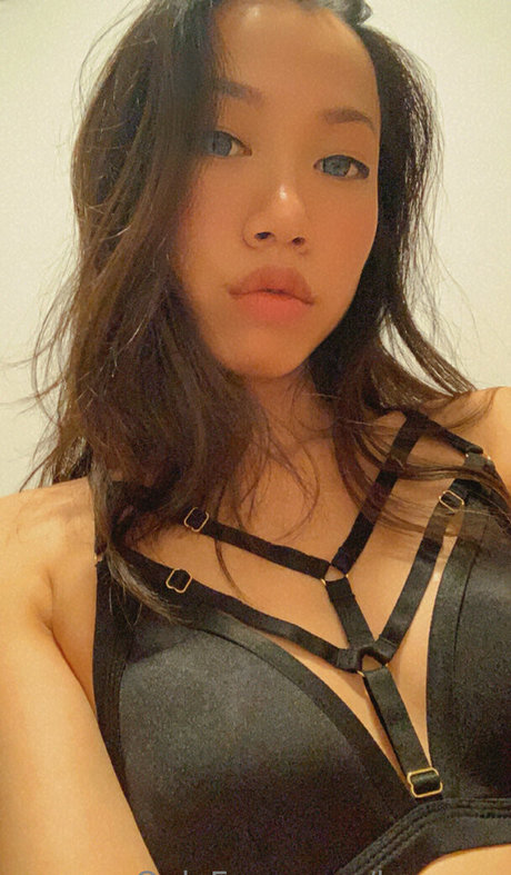 lanavee tits onlyfans