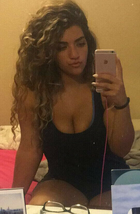 babyyameera onlyfans posts