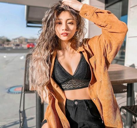 Tangtangjulia leaked onlyfans pics