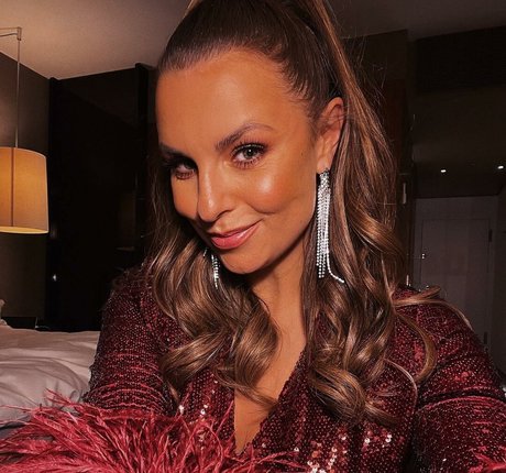 Laura Wontorra onlyfans model photos