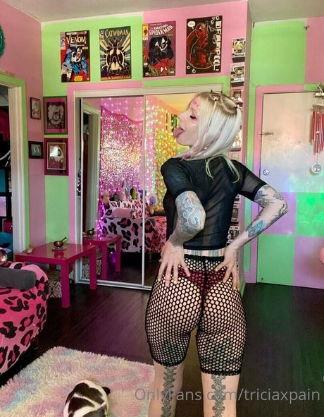 Tricia Pain feet onlyfans