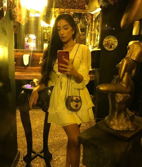 Alicia Drumolin onlyfans leaked