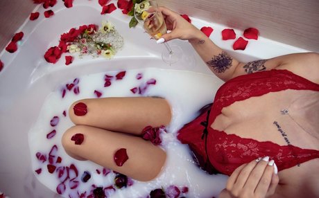 ameliaadarknes onlyfans leaked pics