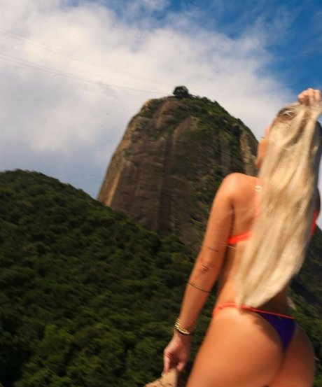 Carol Bresolin onlyfans leaka