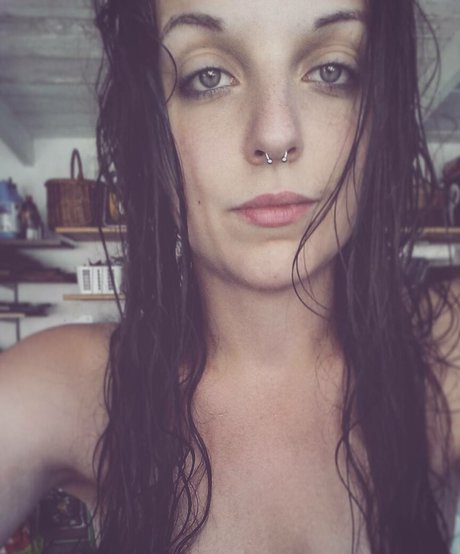 Irina Mirella leaked only fans