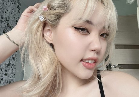 baby jeyy onlyfans model images