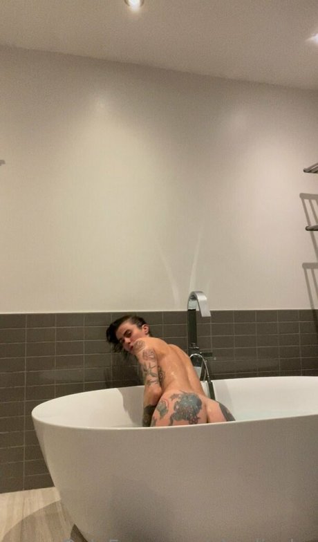 Charlieshe onlyfans desnuda