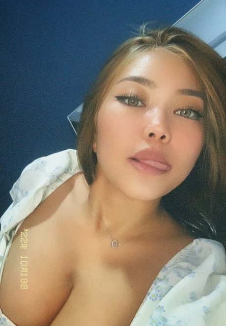 Nia Irwan onlyfans leak porn